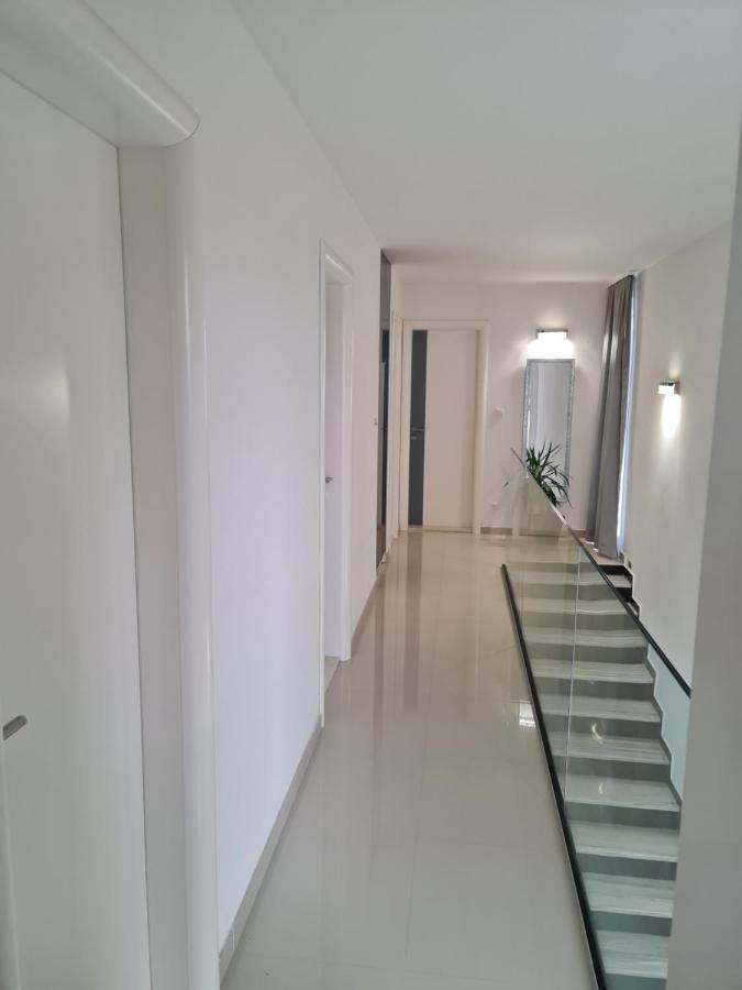 Villa Luxury Helena *