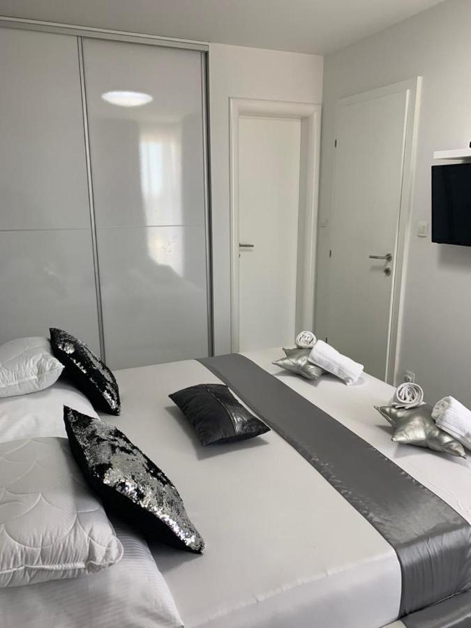 Luxury Helena Villa